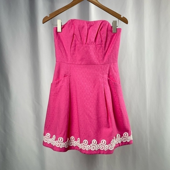 Lilly Pulitzer Blossom Jacquard Strapless Mini Dress in Hotty Pink Size 2 - Picture 3 of 9